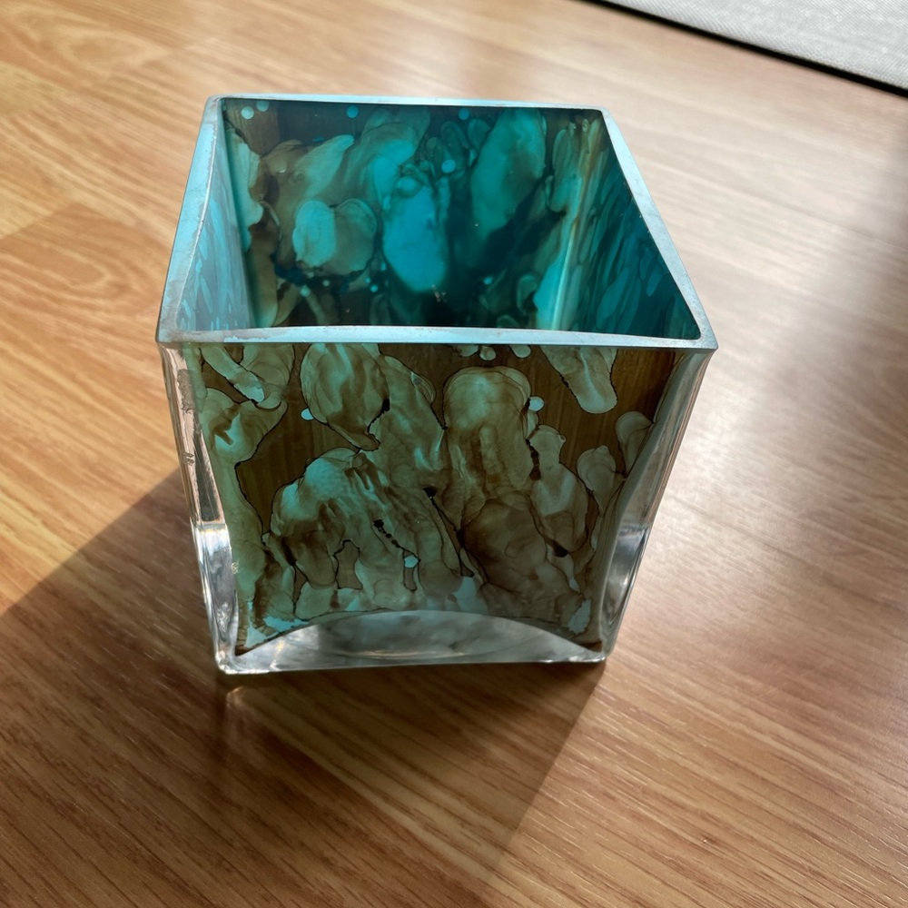 Beautiful heavy pencil/pen holder